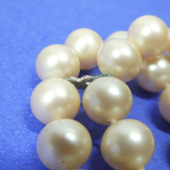 Sterling Silver Clasp Faux Pearl Bracelet Vintage 2 Strand Classic - Picture 4 of 7